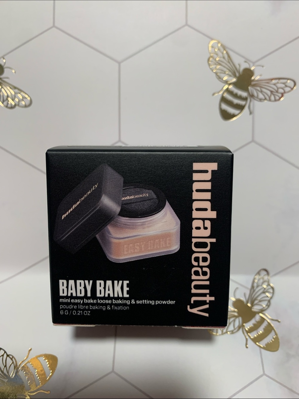 HUDA BEAUTY Easy Bake Baby Bake Mini Loose Setting Powder - Ube Birthday Cake